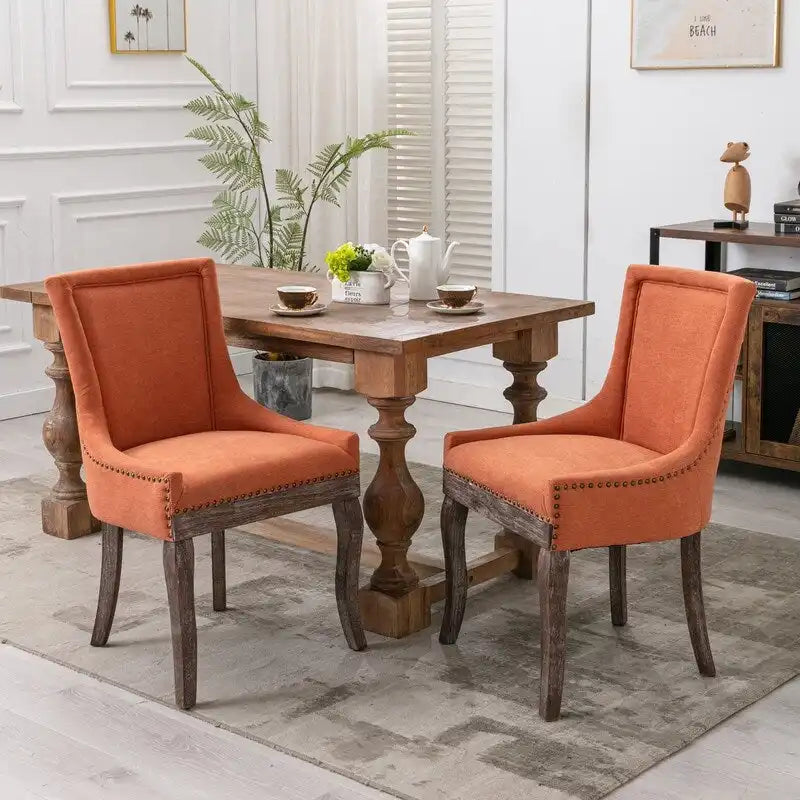 Lot de 2 chaises de salle à manger Grondin de style campagnard français vintage avec revêtement en lin et détails cloutés