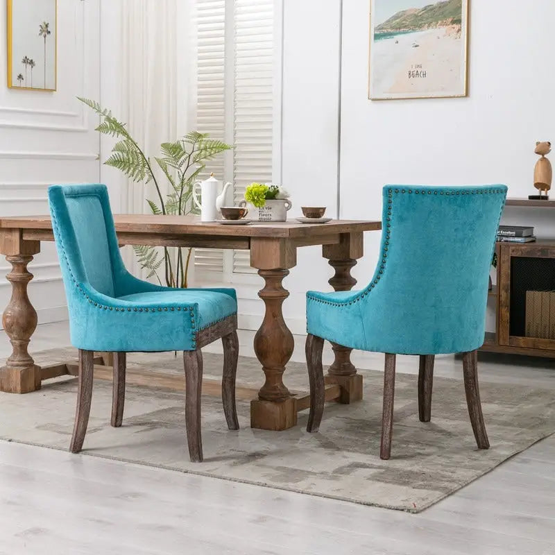 Lot de 2 chaises de salle à manger Grondin de style campagnard français vintage avec revêtement en lin et détails cloutés