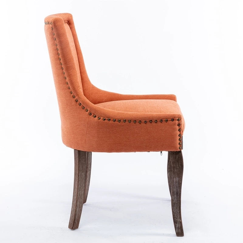 Lot de 2 chaises de salle à manger Grondin de style campagnard français vintage avec revêtement en lin et détails cloutés